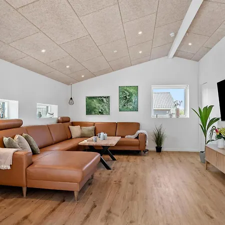 Beautiful In With Sauna Ferienhaus