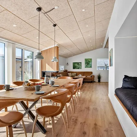 Vakantiehuis Beautiful In With Sauna *